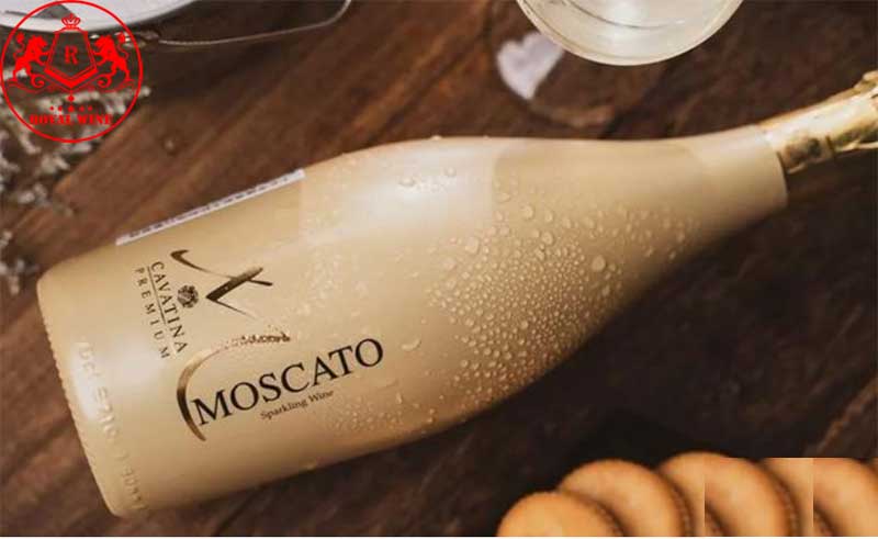 Ruou Vang Moscato M Cavatina Premium 2