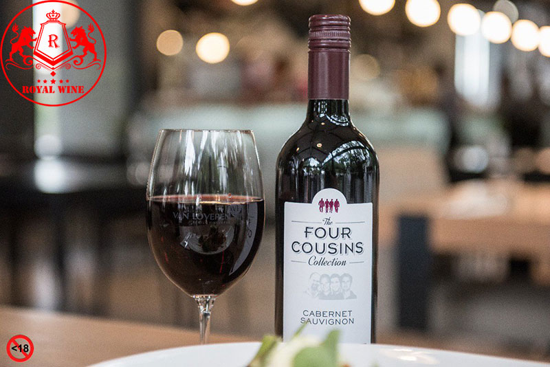 Ruou Vang Four Cousins Cabernet Sauvignon 1