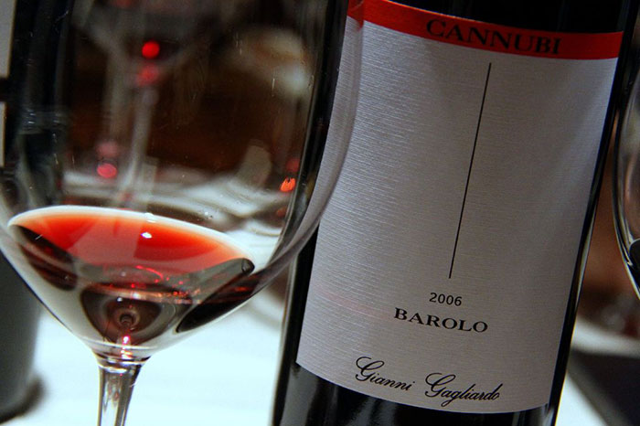 Ruou Vang Gianni Gagliardo Barolo Riserva Cannubi3