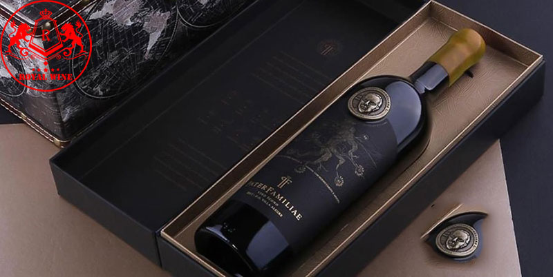 Ruou Vang Pater Familiae Vino Icono 1