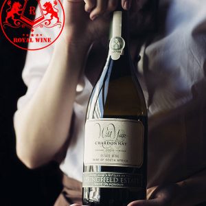 Ruou Vang Wild Yeast Chardonnay 1.jpg
