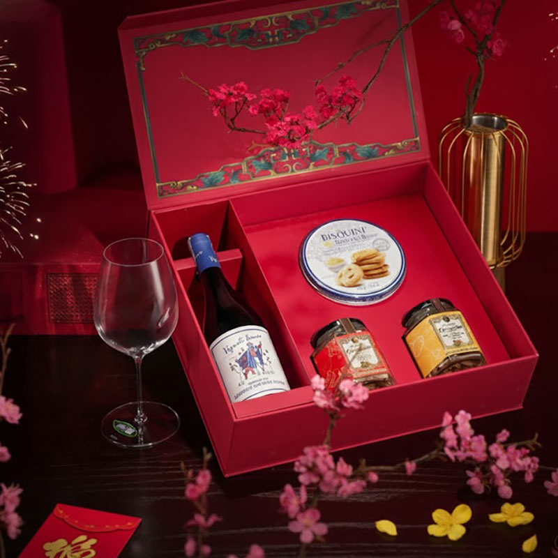 Quà Tết Giá Tốt Rượu Vang Royal